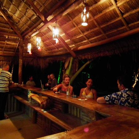 Cooper'S Beach Resort Lucbuan Luaran gambar