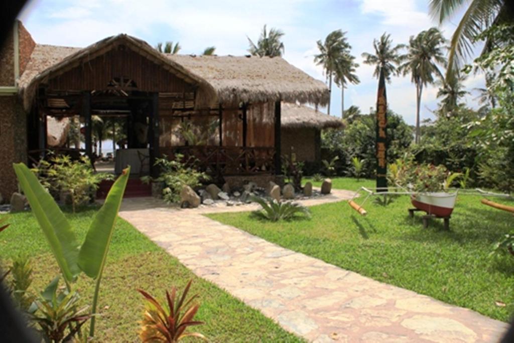 Cooper'S Beach Resort Lucbuan Luaran gambar