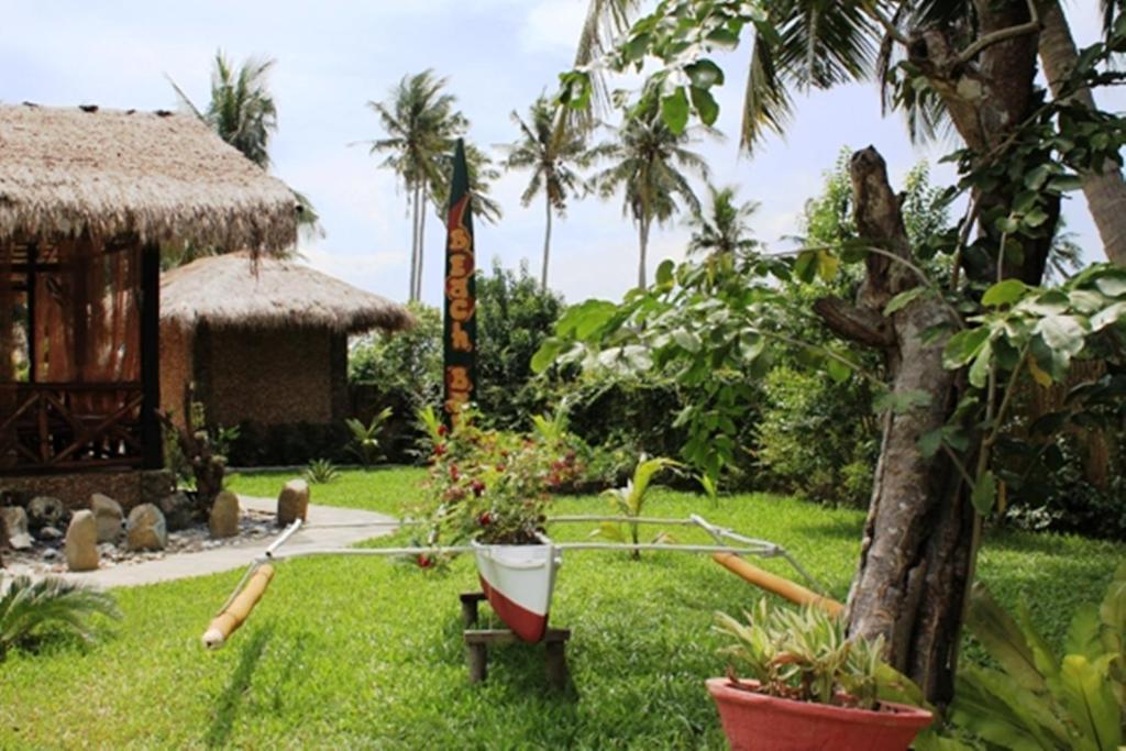 Cooper'S Beach Resort Lucbuan Luaran gambar