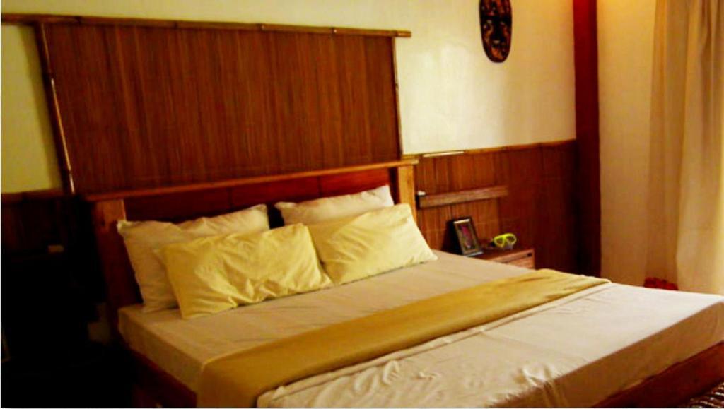 Cooper'S Beach Resort Lucbuan Bilik gambar