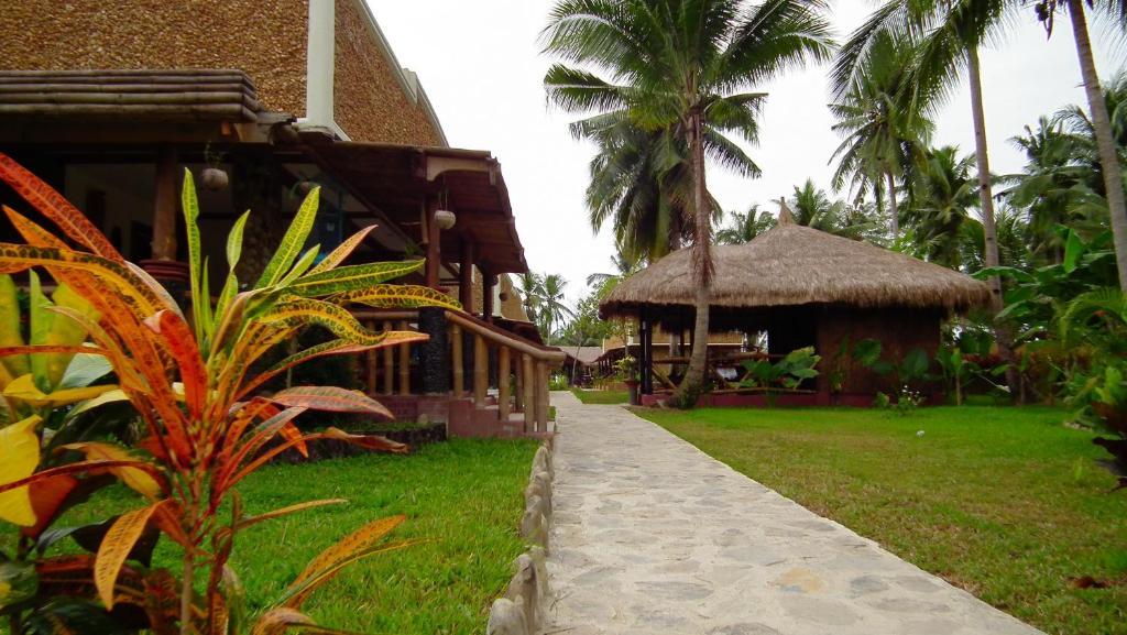 Cooper'S Beach Resort Lucbuan Luaran gambar