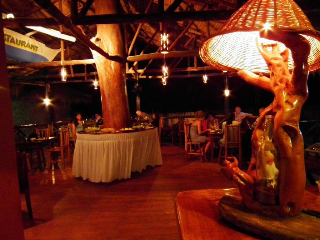 Cooper'S Beach Resort Lucbuan Luaran gambar