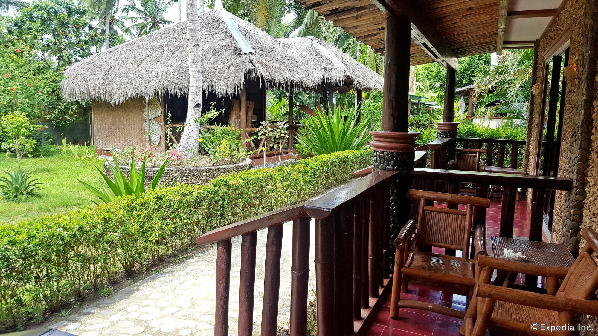 Cooper'S Beach Resort Lucbuan Luaran gambar