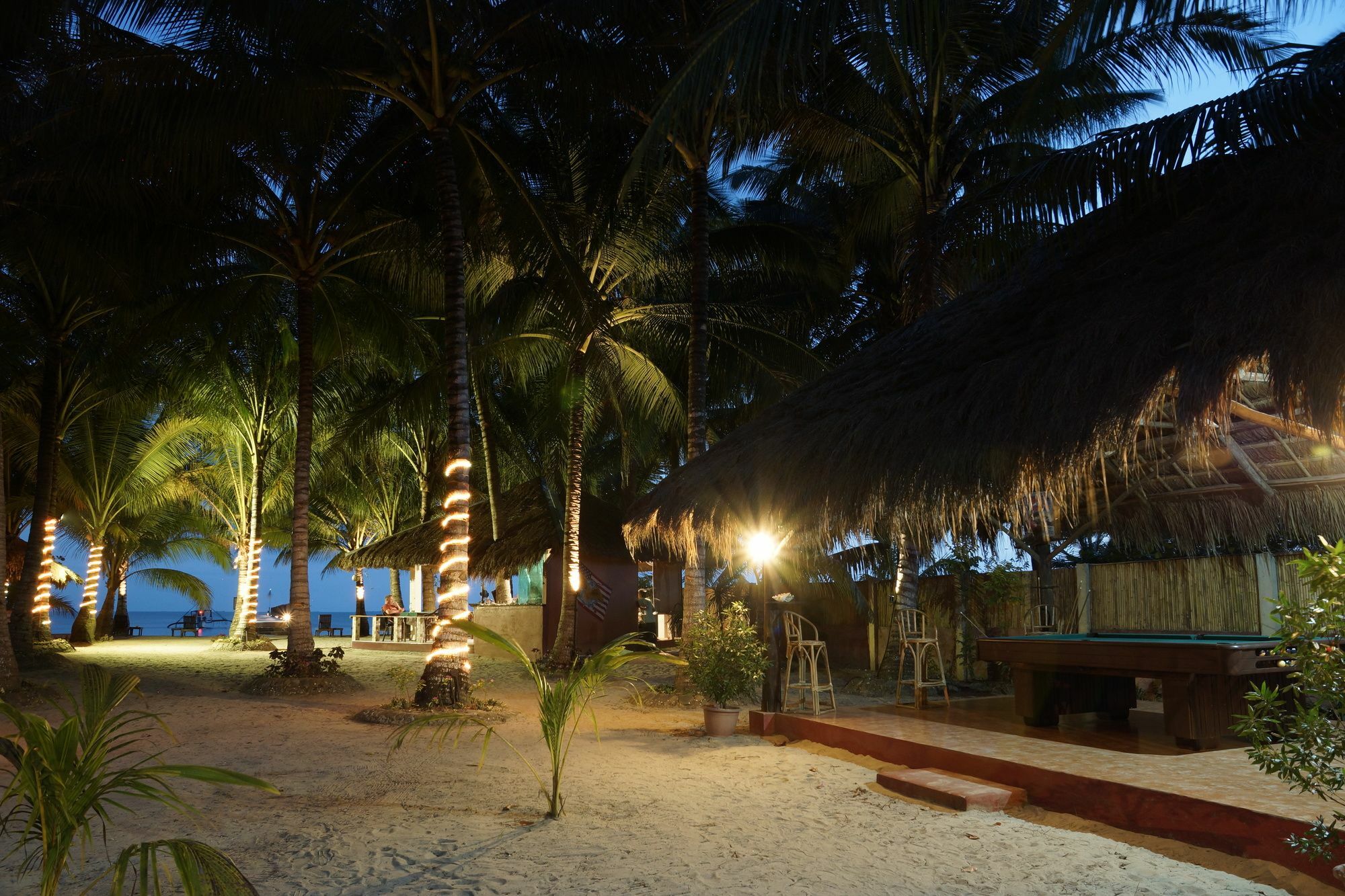 Cooper'S Beach Resort Lucbuan Luaran gambar